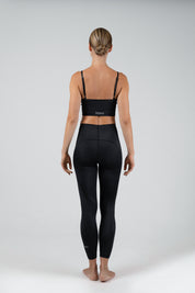 Sculpted V-Waist Legging