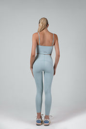 Sculpted V-Waist Legging